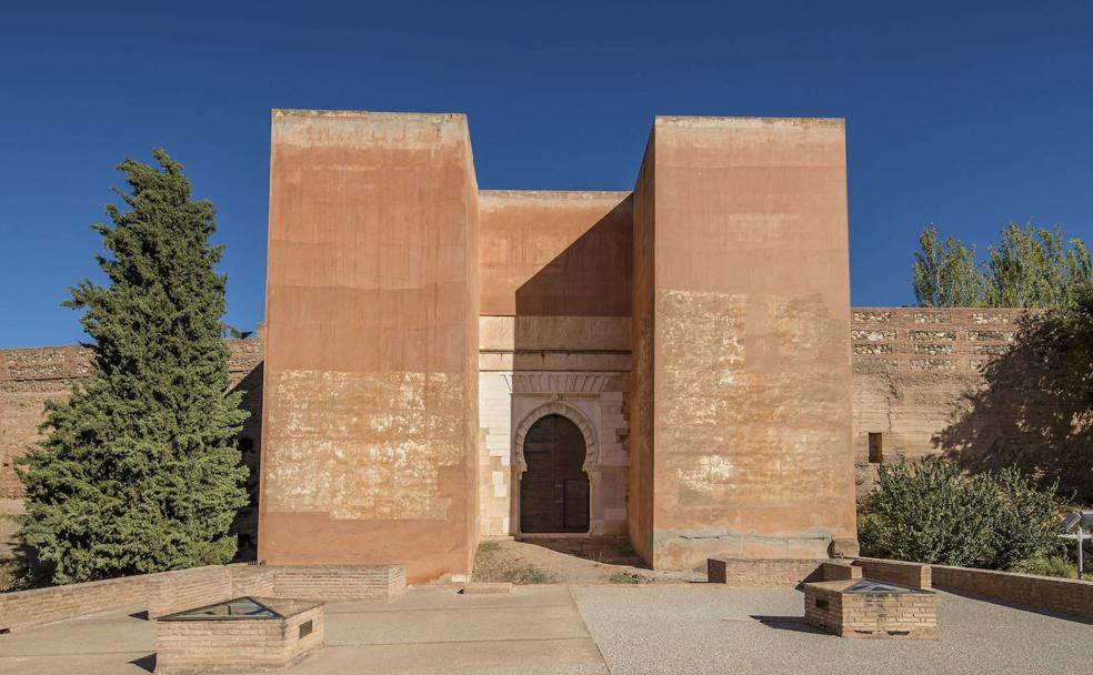 Los misterios de la puerta de la Alhambra por donde se exilió Boabdil