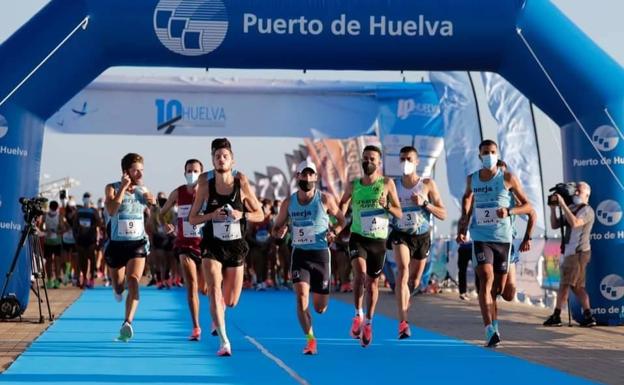 Pablo Sánchez sube tercero al podio del Andaluz de 10 kilómetros en ruta