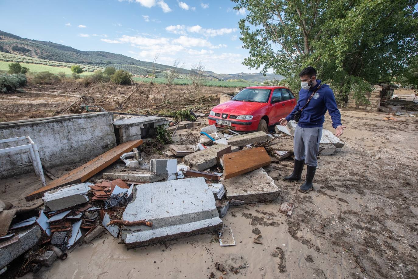 Los destrozos de las inundaciones en Montefrío, en imágenes