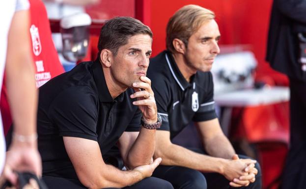 Robert Moreno: «Diego ya no está, me gustaría que se animase a los jugadores»