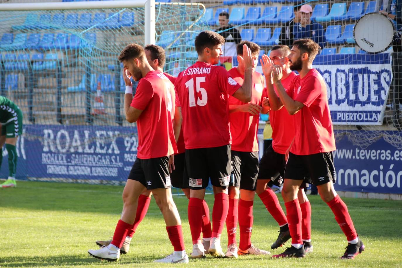 El CD El Ejido empata contra la adversidad