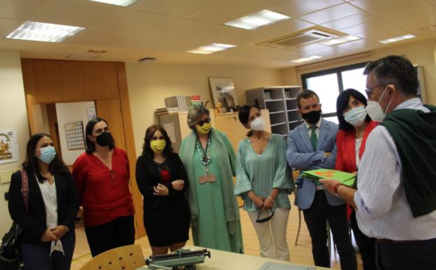 'ConONCEnos' muestra cómo mejora la vida de las personas con discapacidades visuales