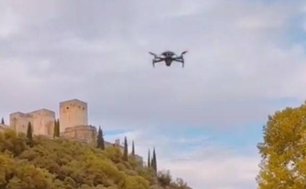 ¿Por qué voló un dron sobre el centro de Granada este pasado lunes?