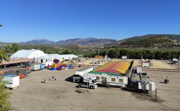 Las casetas de Fiesta de San Lucas, con mascarilla y hasta las seis de la mañana