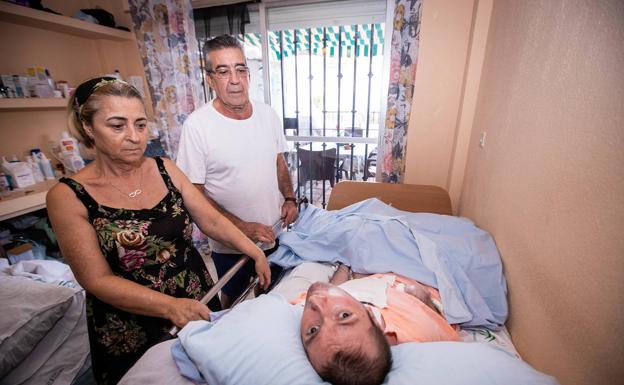 Condenan a Proyecto Hombre a pagar 684.000 euros a un joven que casi se ahoga en una piscina de Motril