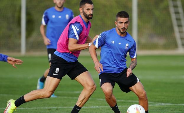 El Granada vuelve al trabajo con Monchu reincorporado