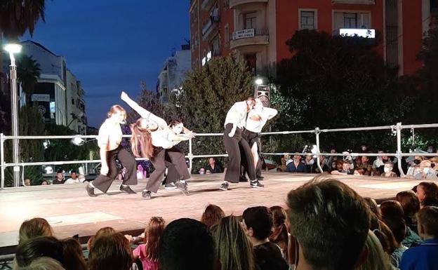 El baile se apodera del centro de la capital jienense durante la celebración sanluqueña hasta el día 18