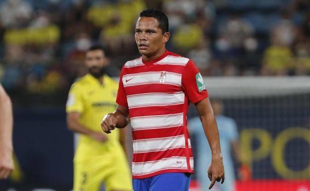 Carlos Bacca deja de ser el 'nueve' nazarí tras un inicio irregular
