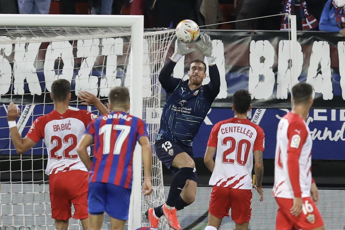 Fernando cree que la del Almería fue «una derrota bastante dolorosa»