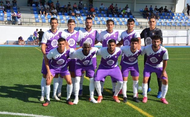 Al Real Jaén solo le faltó el gol en el feudo del CD Alhaurino