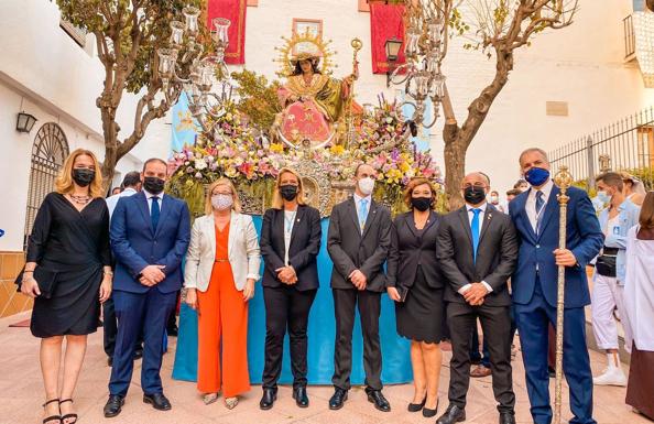 Granada retoma las procesiones con la salida de la Divina Pastora de Motril