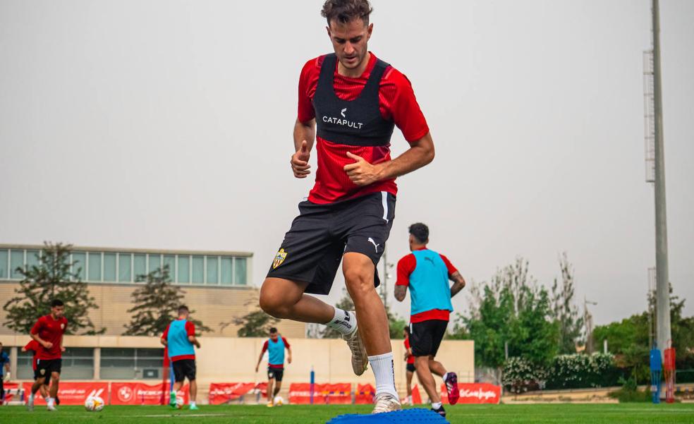 El penúltimo paso de Juan Villar en la UD Almería