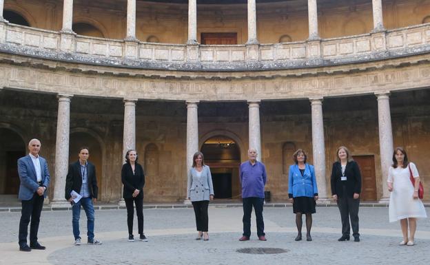 Versos internacionales en la Alhambra durante la segunda jornada del Festival de Poesía