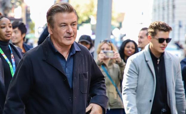 Alec Baldwin, «histérico y desconsolado», se retira para recibir ayuda psicológica