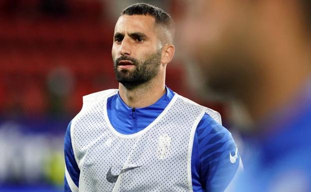 Gonalons será baja durante un mes como mínimo