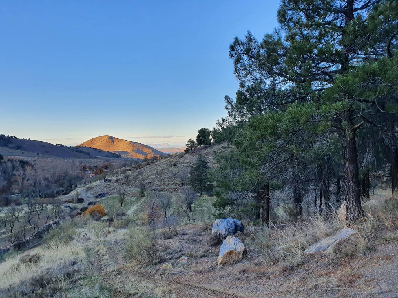 Ruta por la desconocida cara norte de Sierra Nevada