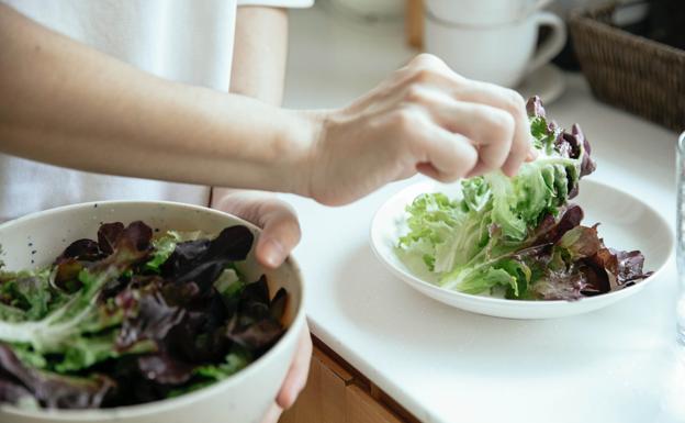 Un estudio de la UGR señala que la ideología política y la concienciación medioambiental influyen para ser vegetariano