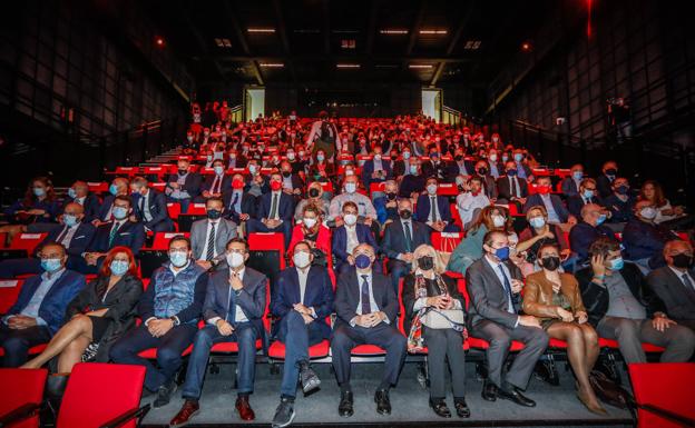 El primer foro de Granada Conectada apuesta por la valentía y la especialización