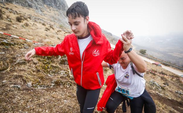 Rafa y Rafi, de la mano a través de las nubes