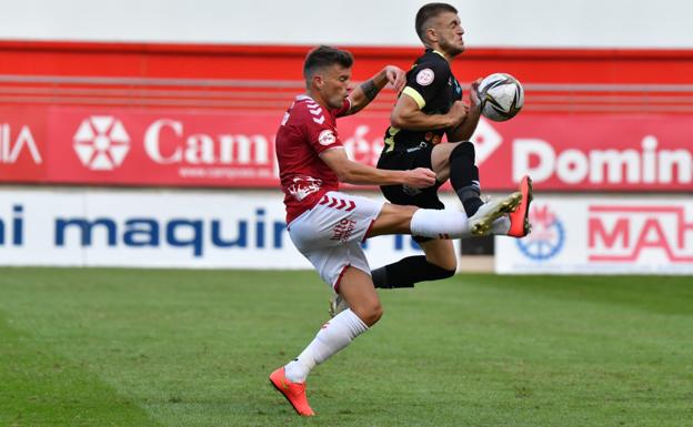 Un punto, poco 'premio' para un CD El Ejido que mereció ganar