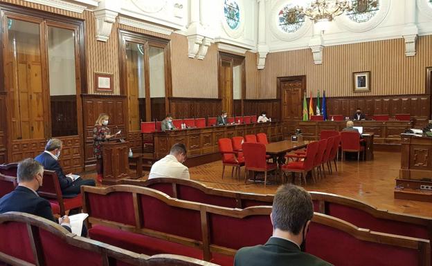 Aprueban el reparto de 8,1 millones de apoyo extra entre los 97 municipios