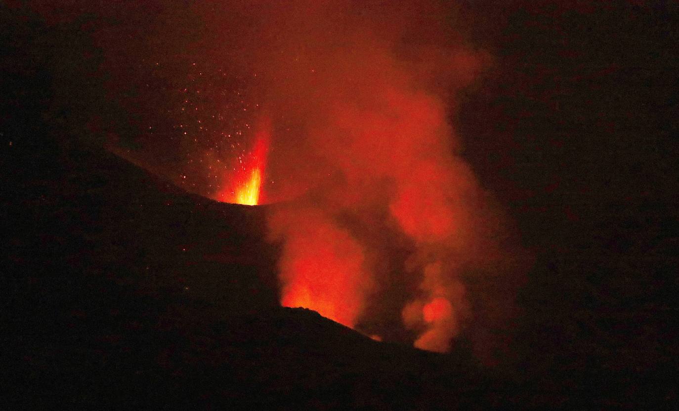 Los científicos ven «signos positivos» en la evolución del volcán