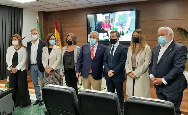 Satse inaugura su sede en el centro «para sentiros más cerca»