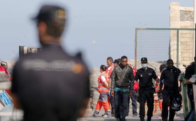 El tráfico de personas crece un 20% respecto a 2020, según el último informe del Ministerio del Interior