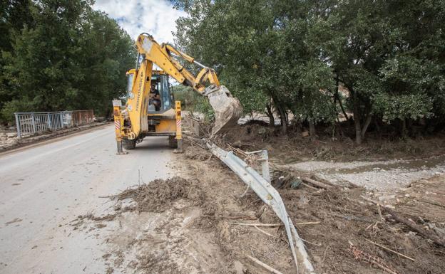 Comienzan las obras en las carreteras dañadas por la última tromba