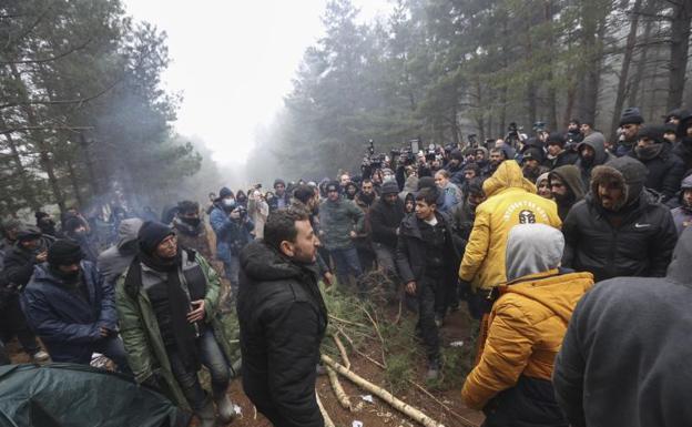 La UE castiga a Bielorrusia con nuevas sanciones por la crisis migratoria