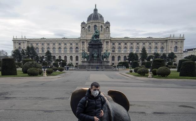 Austria ordena el confinamiento y la vacunación obligatoria de toda la población