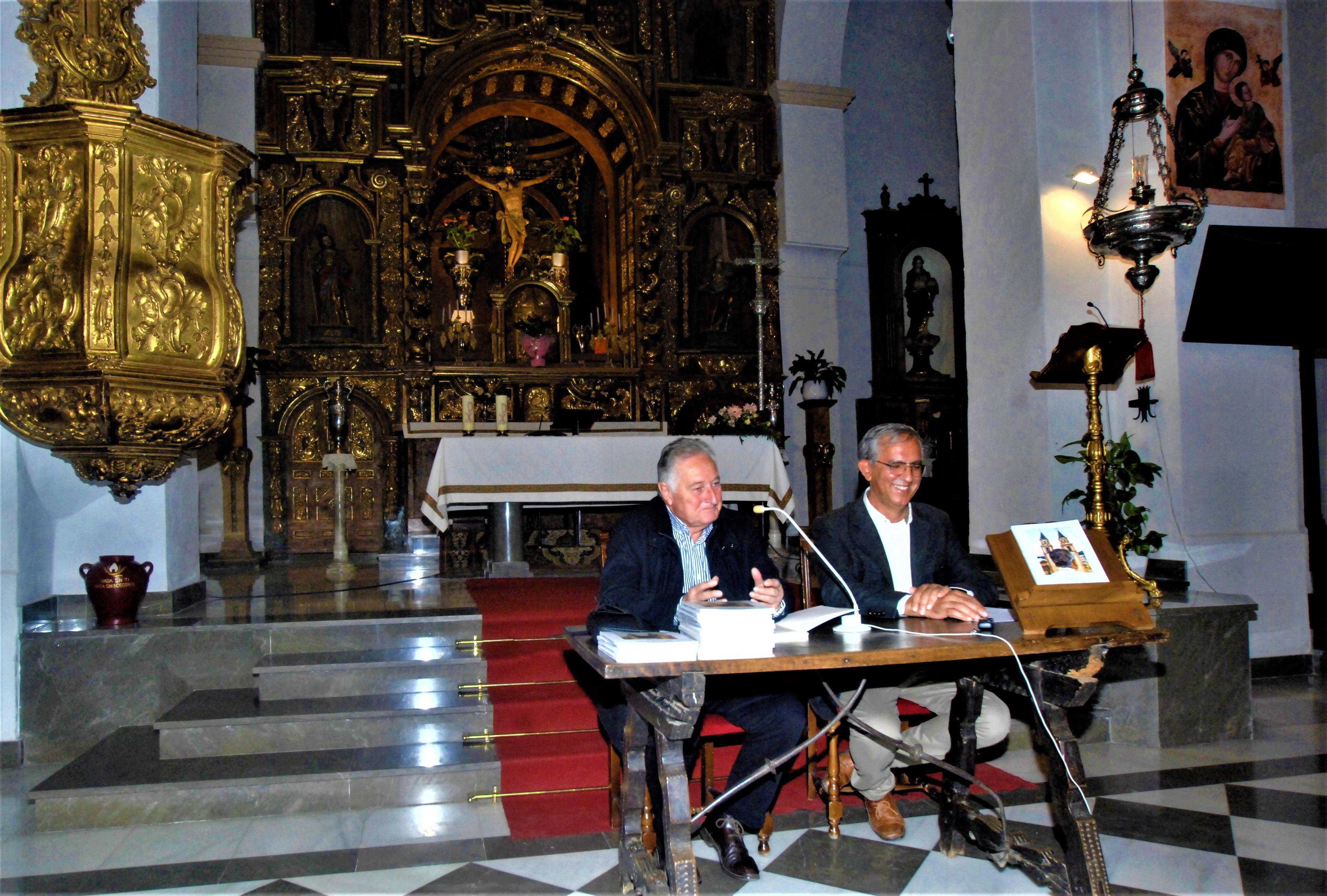 Antonio Puerta escribe y financia un libro titulado 'Viaje a la historia de Órgiva a través de un sueño'