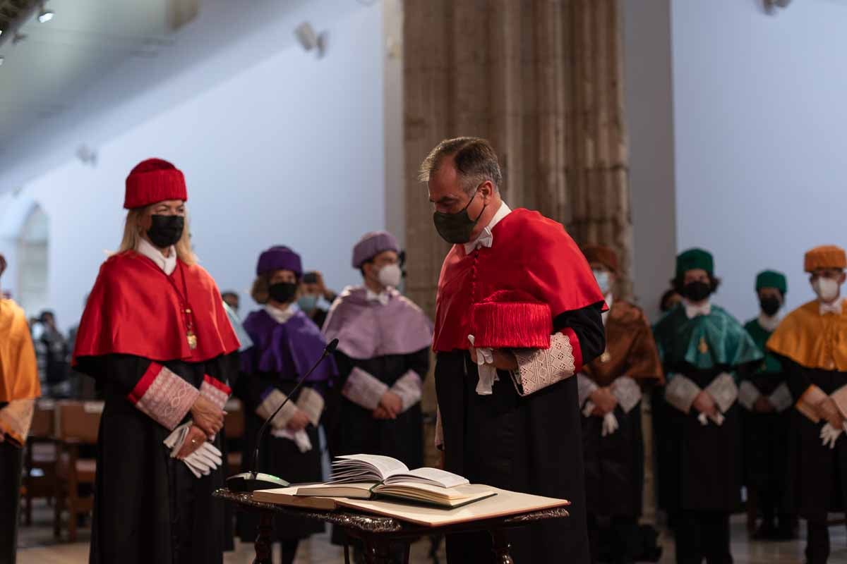 Los nuevos doctores de la Universidad, en imágenes