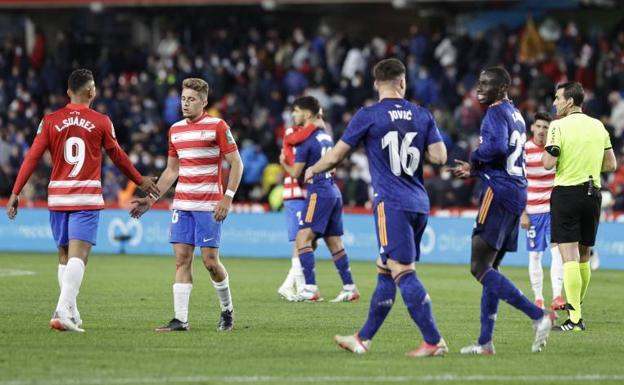 La cantera y los leones