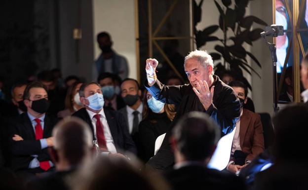 Ferrán Adriá comparte en Granada Conectada sus diez recetas para la innovación