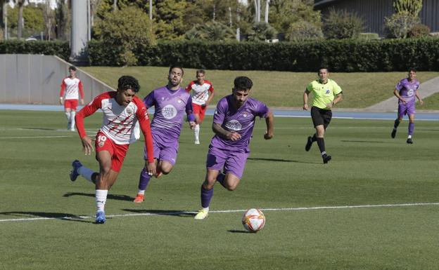 El Real Jaén mejora sus prestaciones pero no pasa del empate (2-2) en Almería