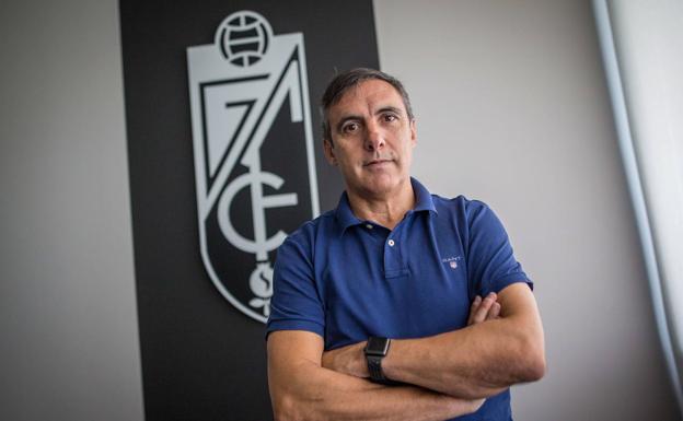 El Levante se carga a Pereira y a Manolo Salvador, el exdirector deportivo del Granada