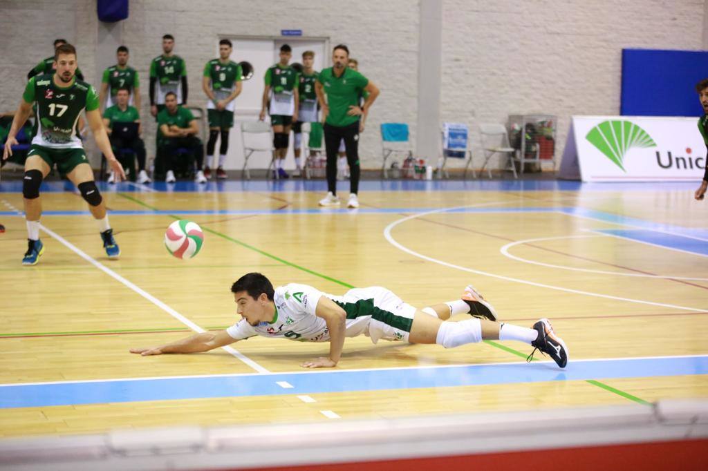 Unicaja Costa de Almería metea dos jugadores en el equipo ideal