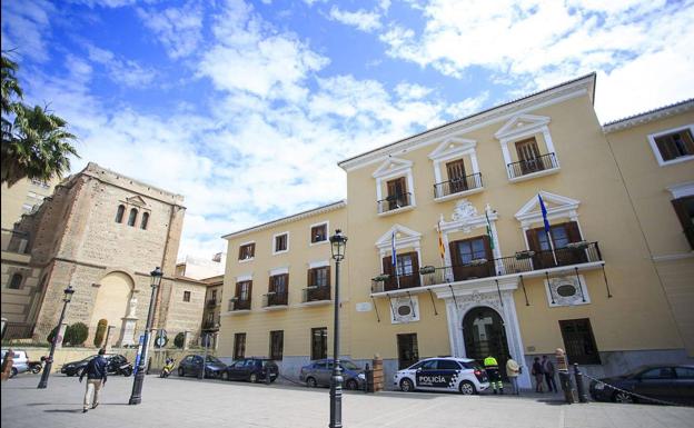Piden retirar la medalla de oro de Motril a Franco por el día de la Constitución