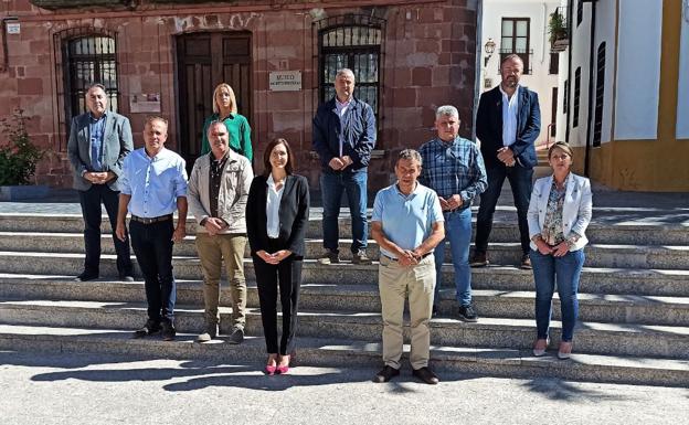 Unión para desarrollar comunidades solares en El Condado