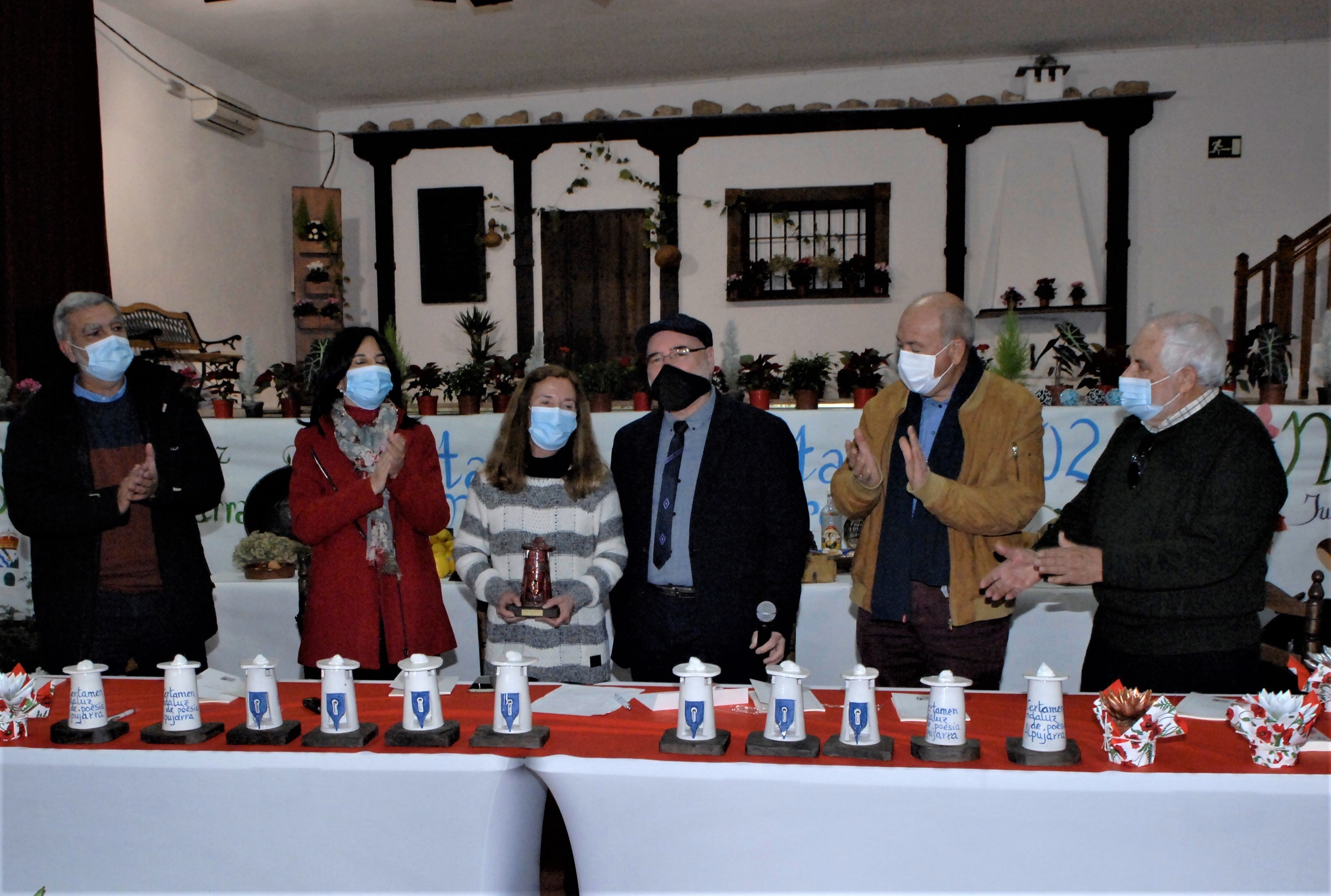 La gaditana María José Collado gana el primer premio en el I Certamen Andaluz de Poesía Alpujarra