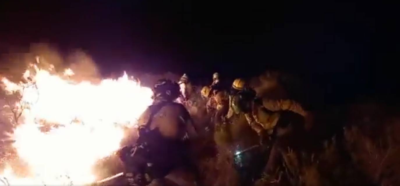 Controlado el incendio de Gualchos tras autorizar el regreso de los desalojados