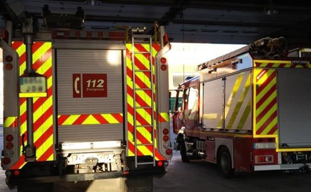 Dos ancianos resultan heridos en el incendio de una vivienda en Arroyo del Ojanco