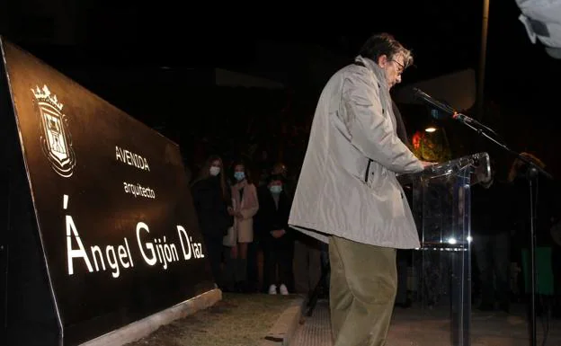 Una gran avenida en honor a Ángel Gijón, el mejor 'embajador' de Motril