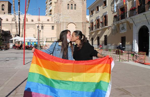 García Chamorro: «No permitiremos que en Motril se atente contra la dignidad y la orientación sexual de nadie»