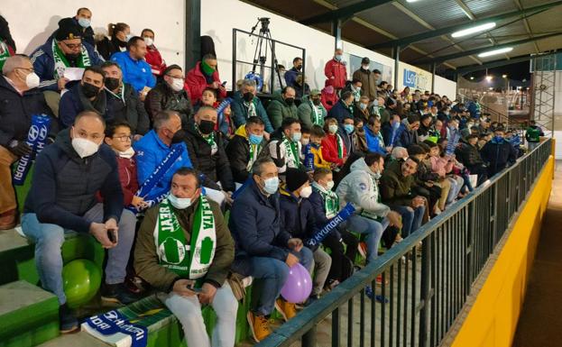 El Granada apenas vende una treintena de entradas entre las facilitadas por el Mancha Real