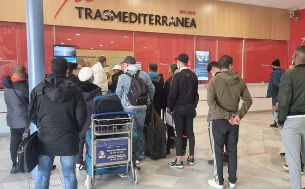 Crece un 93% el transporte de viajeros por mar entre Almería y Argelia en un mes