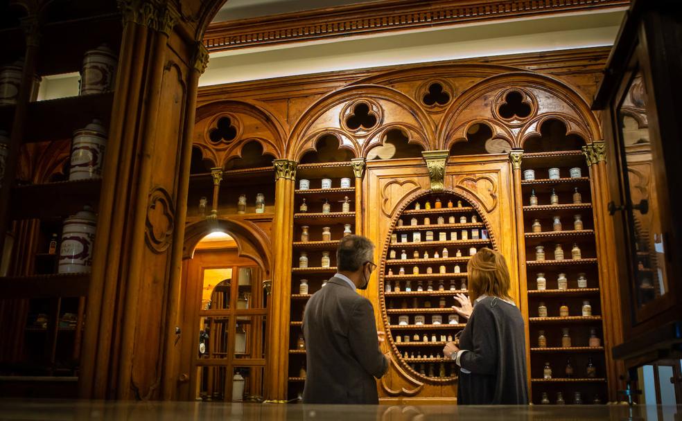 Una farmacia trasplantada desde Cartagena a Granada