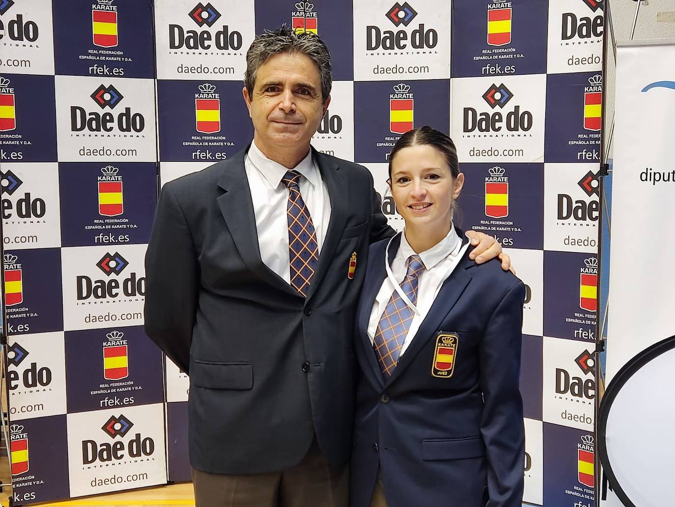 Nerea Hinojosa, nueva árbitra nacional de kata y kumite