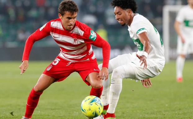 El Granada de Robert Moreno, tercero con más puntos fuera de casa en la primera vuelta